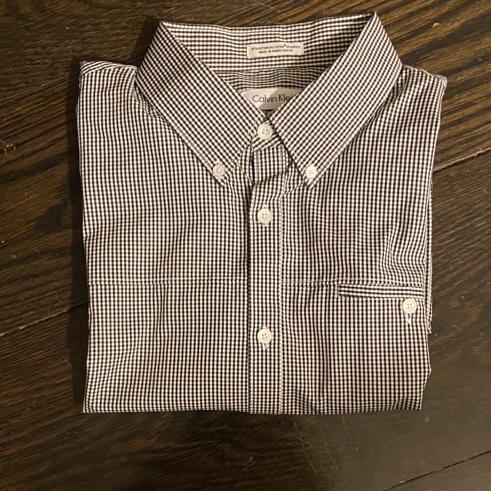 Calvin Klein Men's  Gingham check button down  Shirt